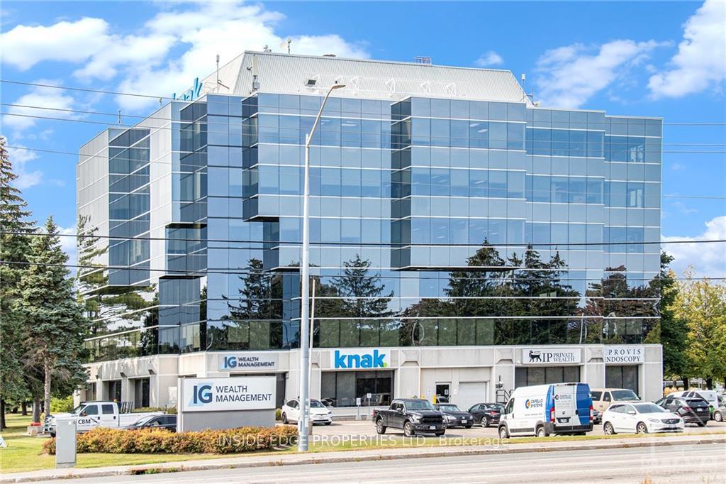 2 GURDWARA Road 300, Country Place - Pineglen - Crestview and Area, ON K2E 1A2 property