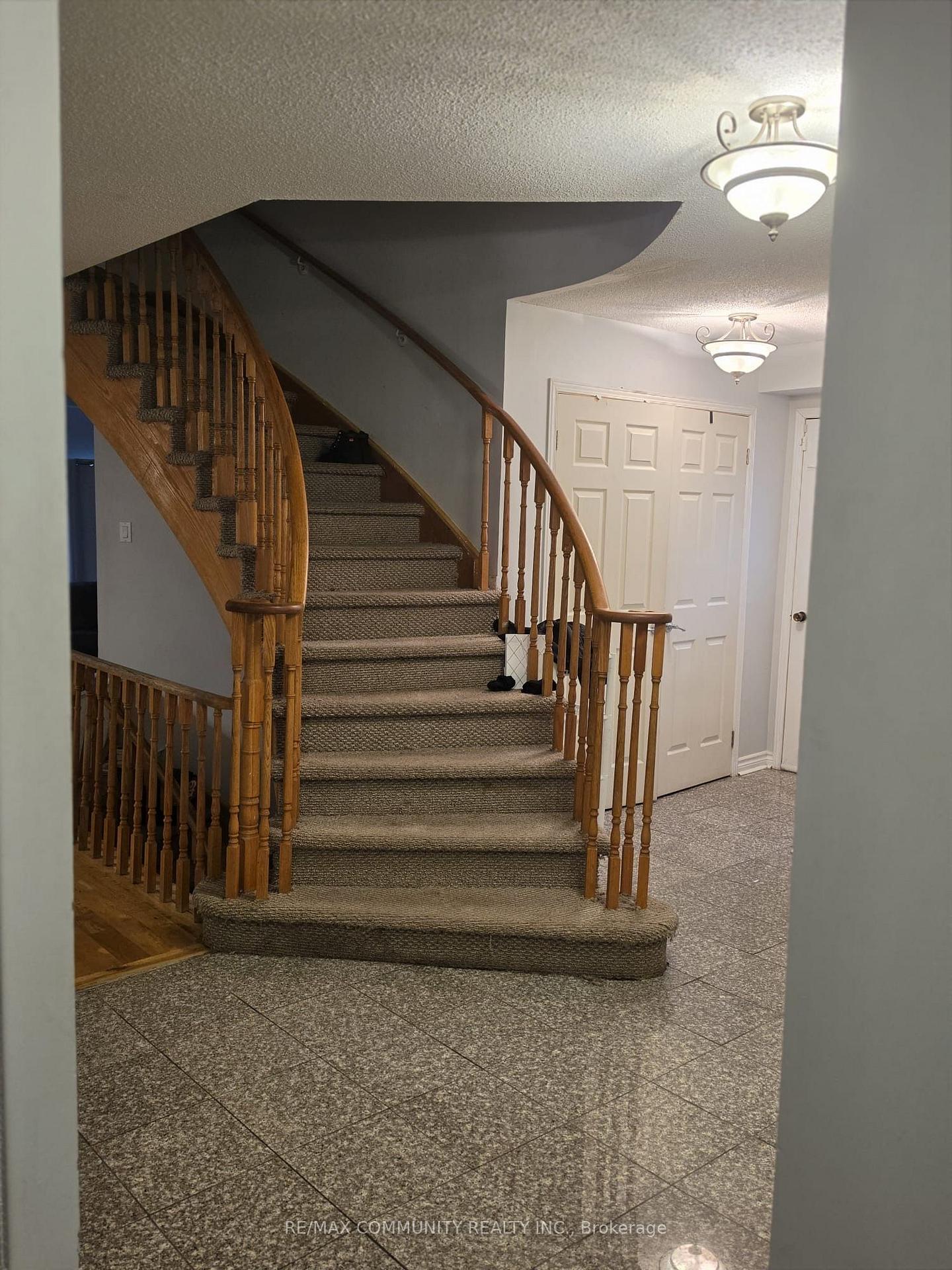36 Beaumont Drive Upper, Ajax, ON L1T 1P8 property