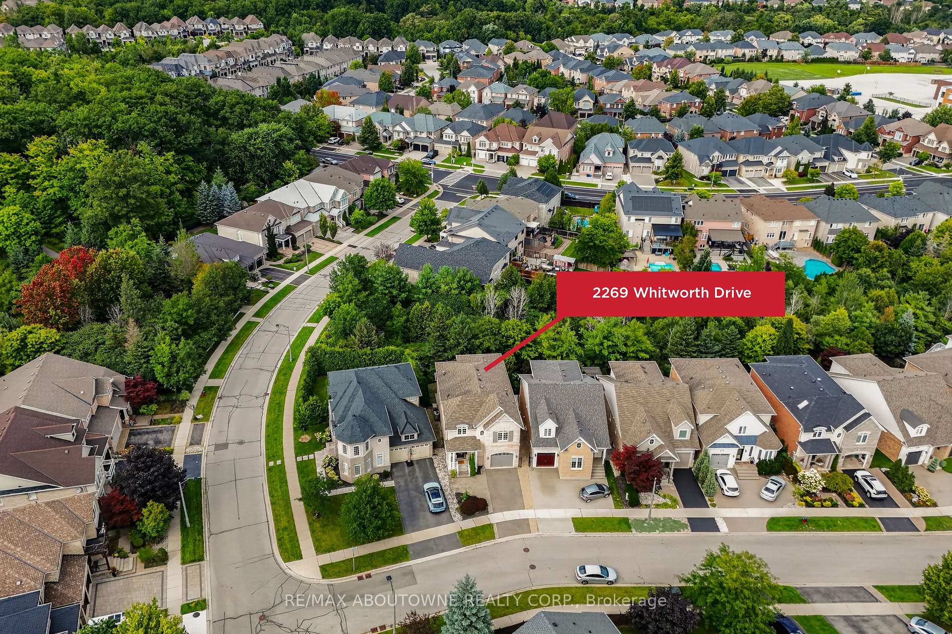 2269 Whitworth Drive, Oakville, ON L6M 0B5 property