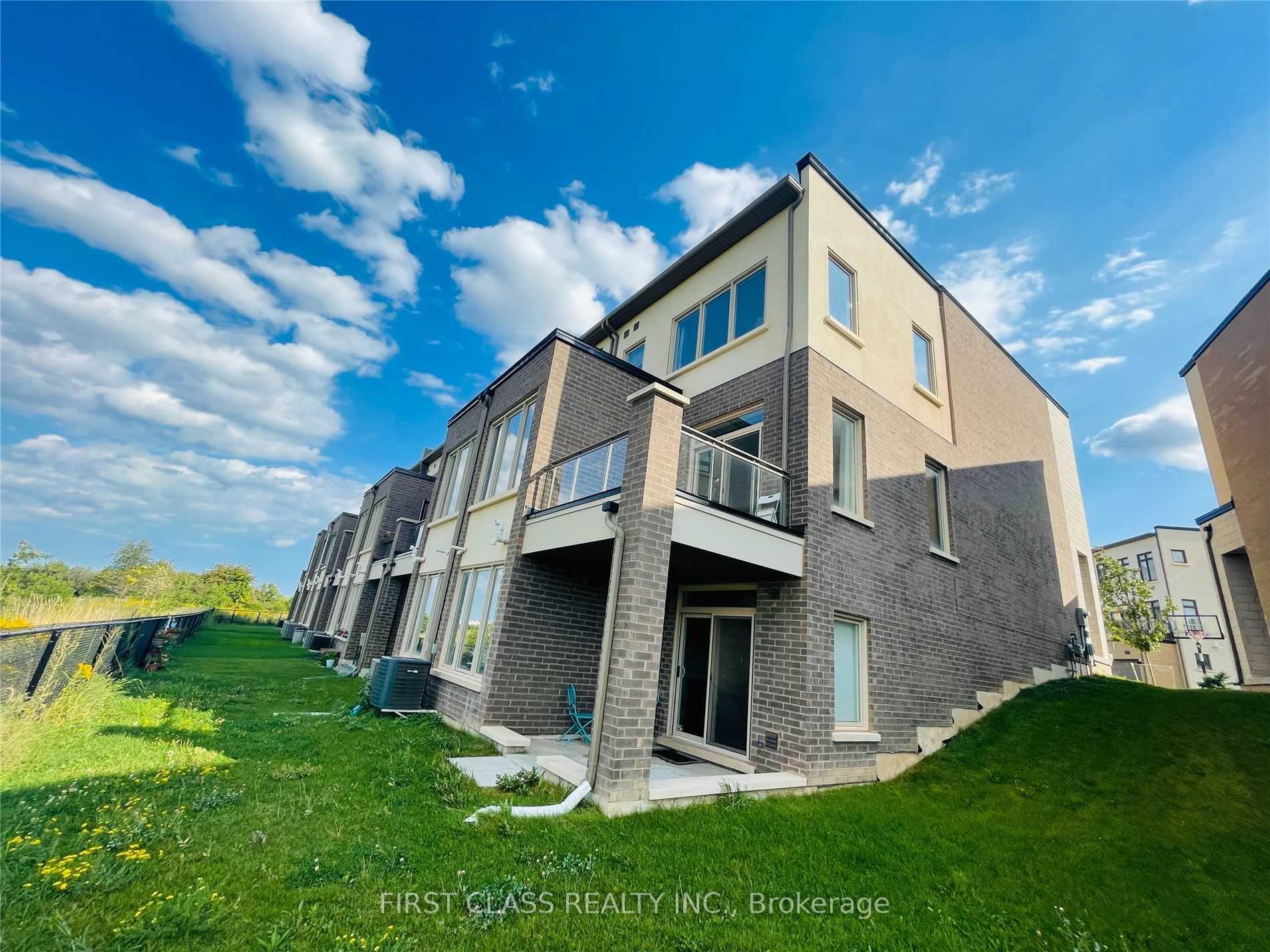 3211 Mintwood Circle, Oakville, ON L6H 0N9 property