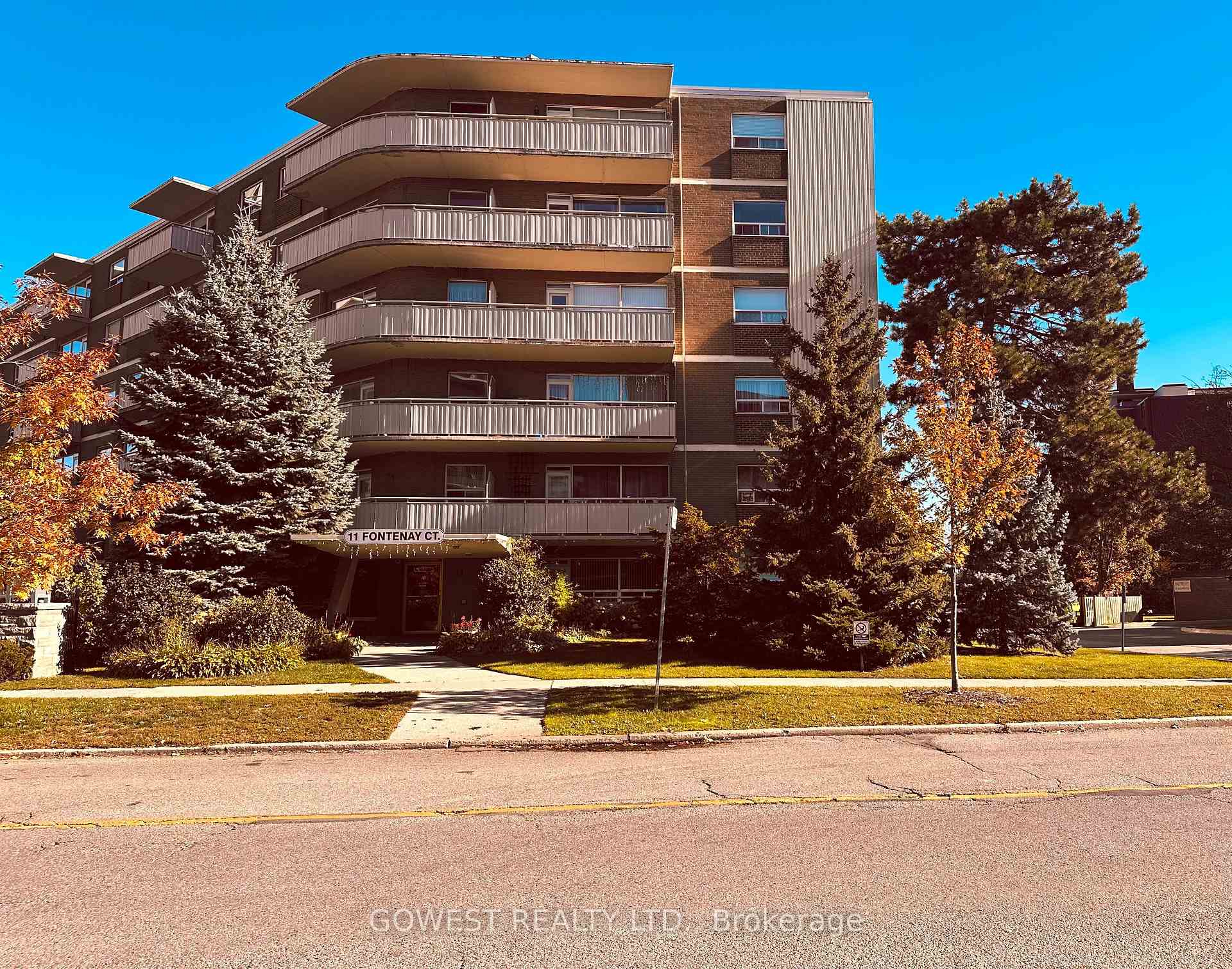 11 FONTENAY Court 105, Toronto, ON M9A 4W6 property