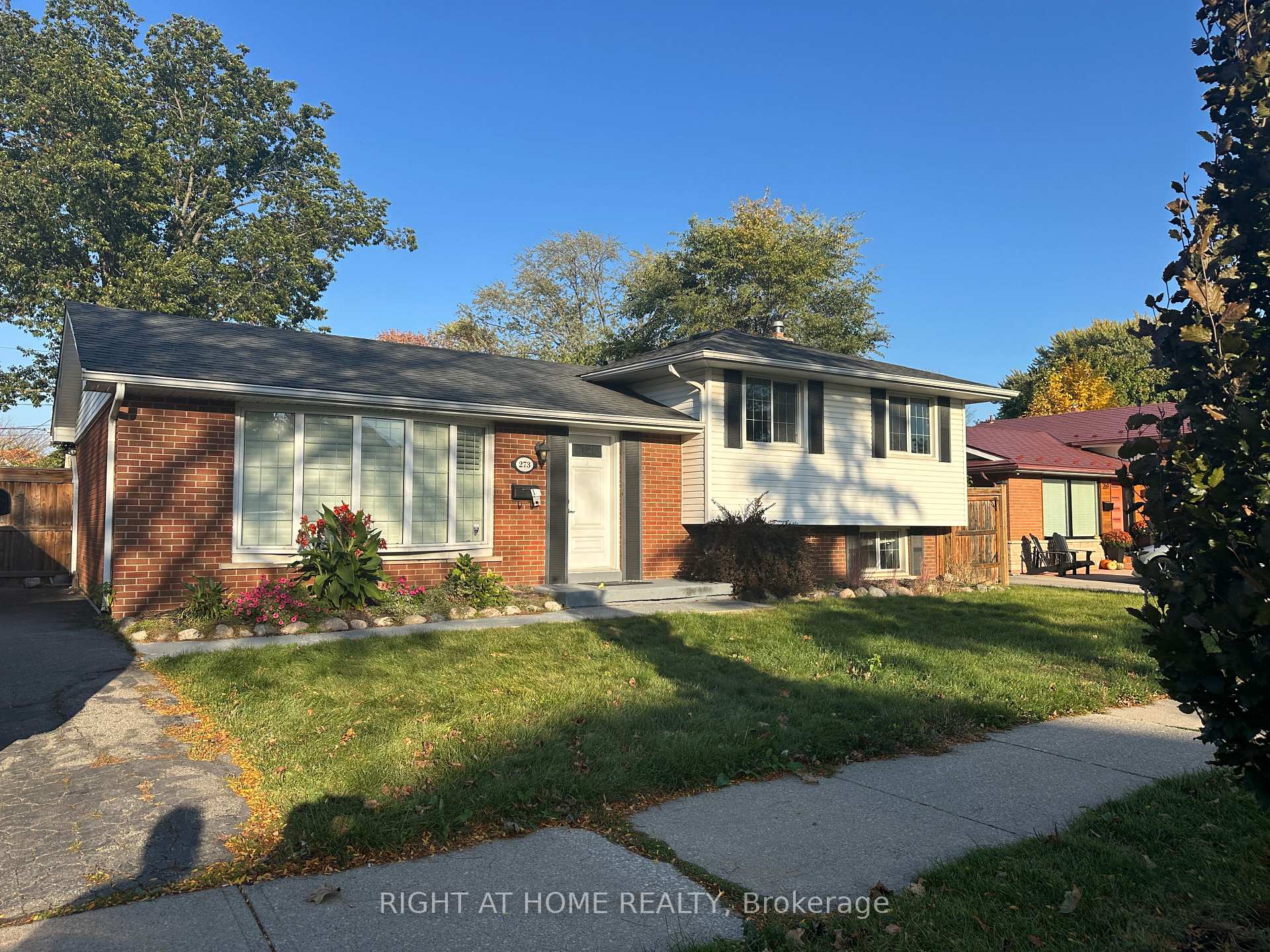 273 Kenwood Avenue, Burlington, ON L7L 4L9 property