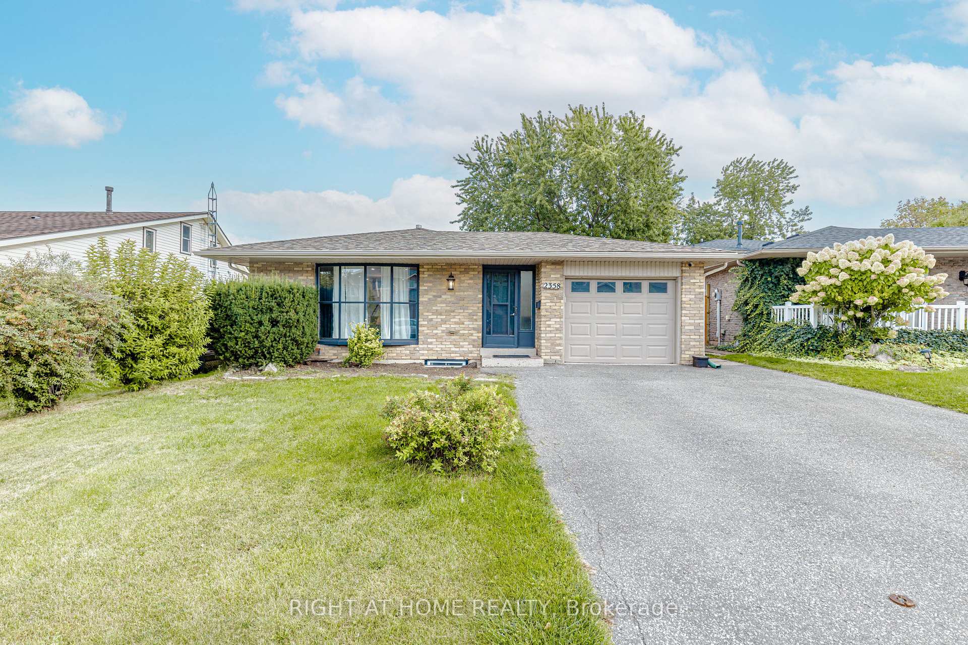 2358 Arnold Crescent, Burlington, ON L7P 4G3 property
