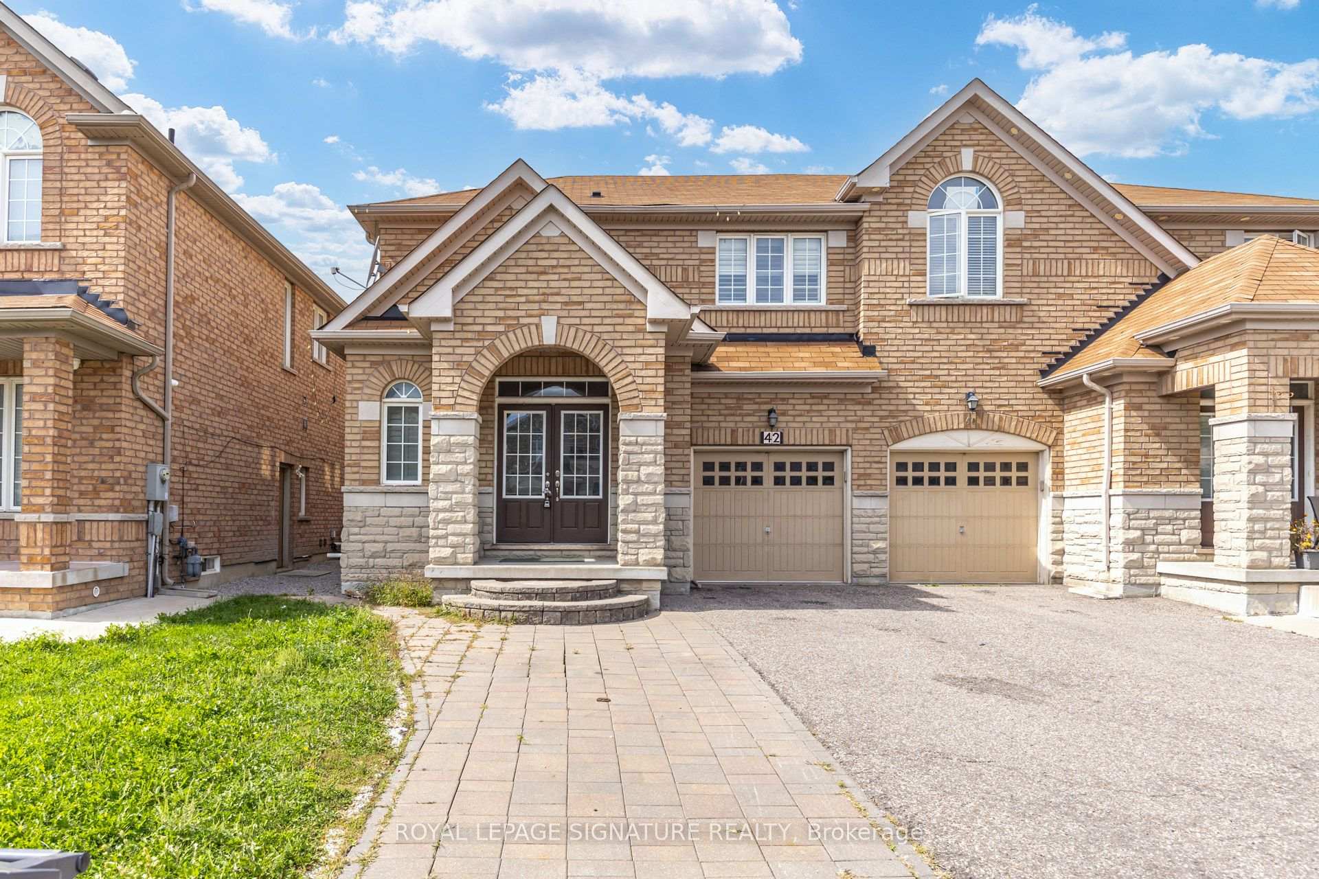 42 Daden Oaks Drive (Upper), Brampton, ON L6P 3R8 property