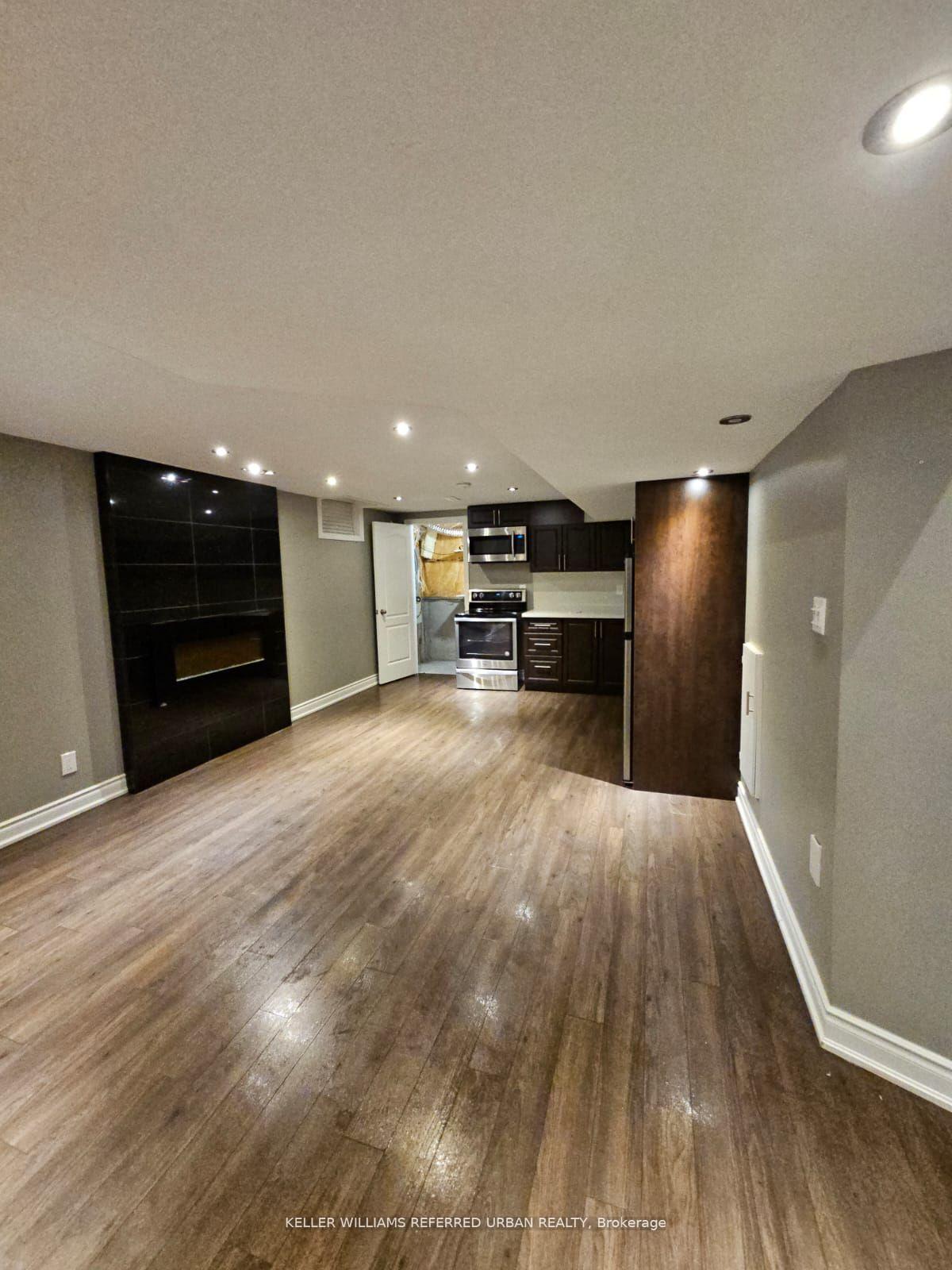 118 Earlsbridge Boulevard Basement, Brampton, ON L7A 3W8 property