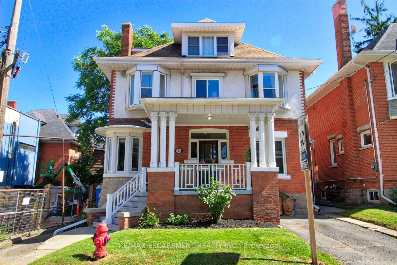 11 EASTBOURNE Avenue 1, Hamilton, ON L8M 2M6 property