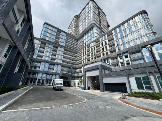 3240 William Coltson Avenue 718, Oakville, ON L6H 0X1 property