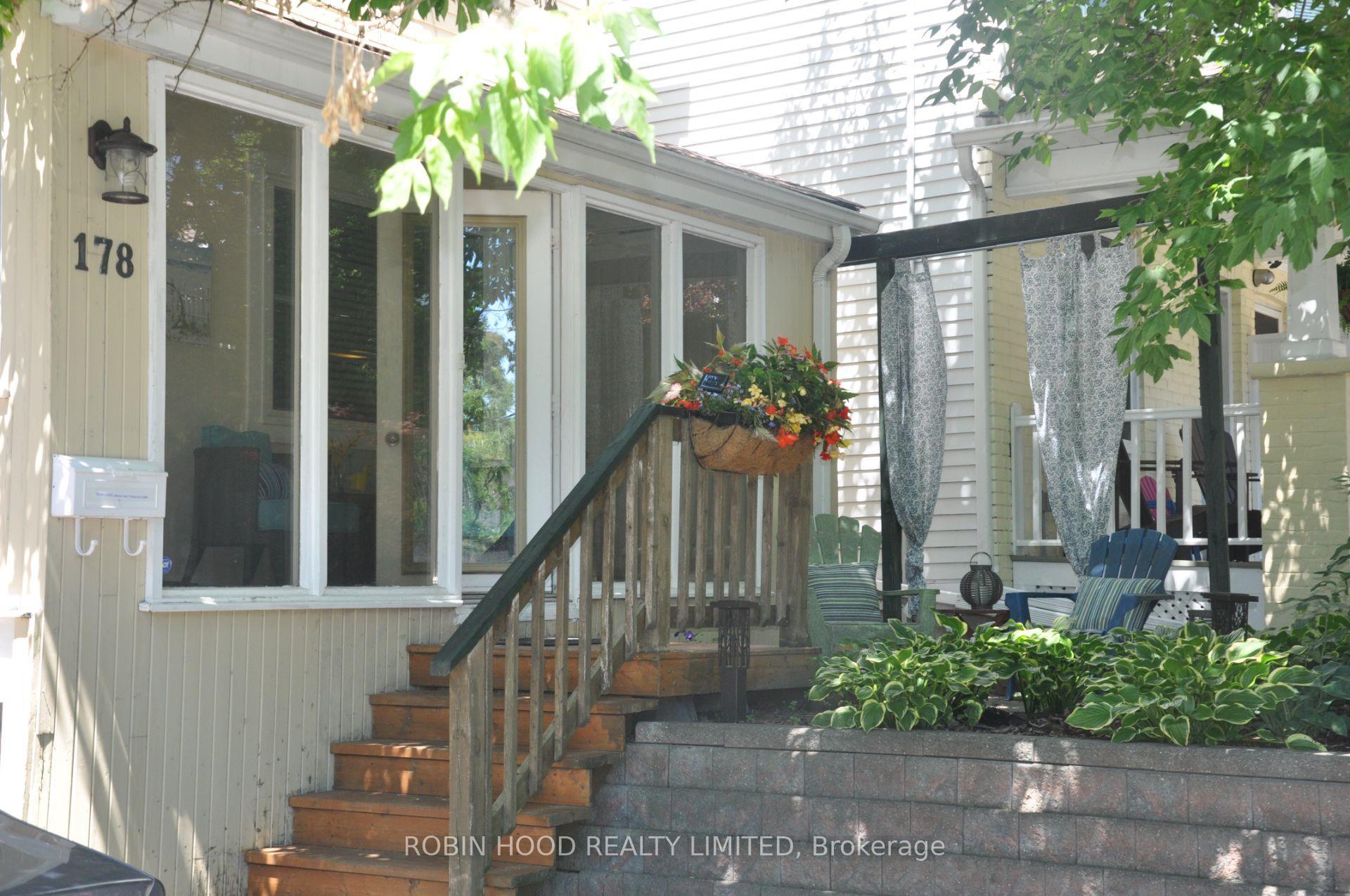 178 Bellefair Avenue Main House, Toronto, ON M4L 3T9 property