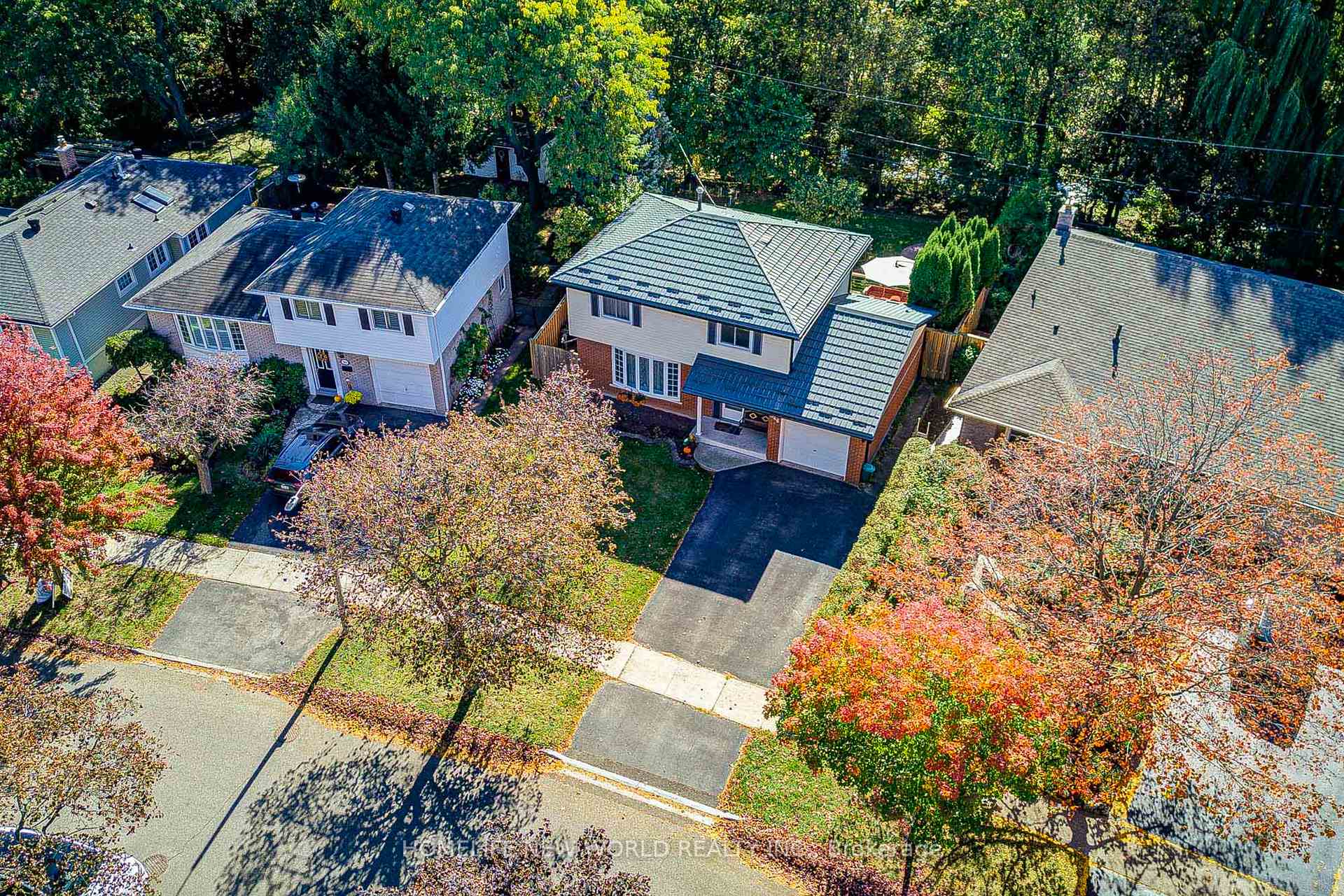 346 Melores Drive, Burlington, ON L7L 4T8 property